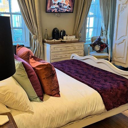 No64 The Boutique Hotel ウェスト・マリング エクステリア 写真