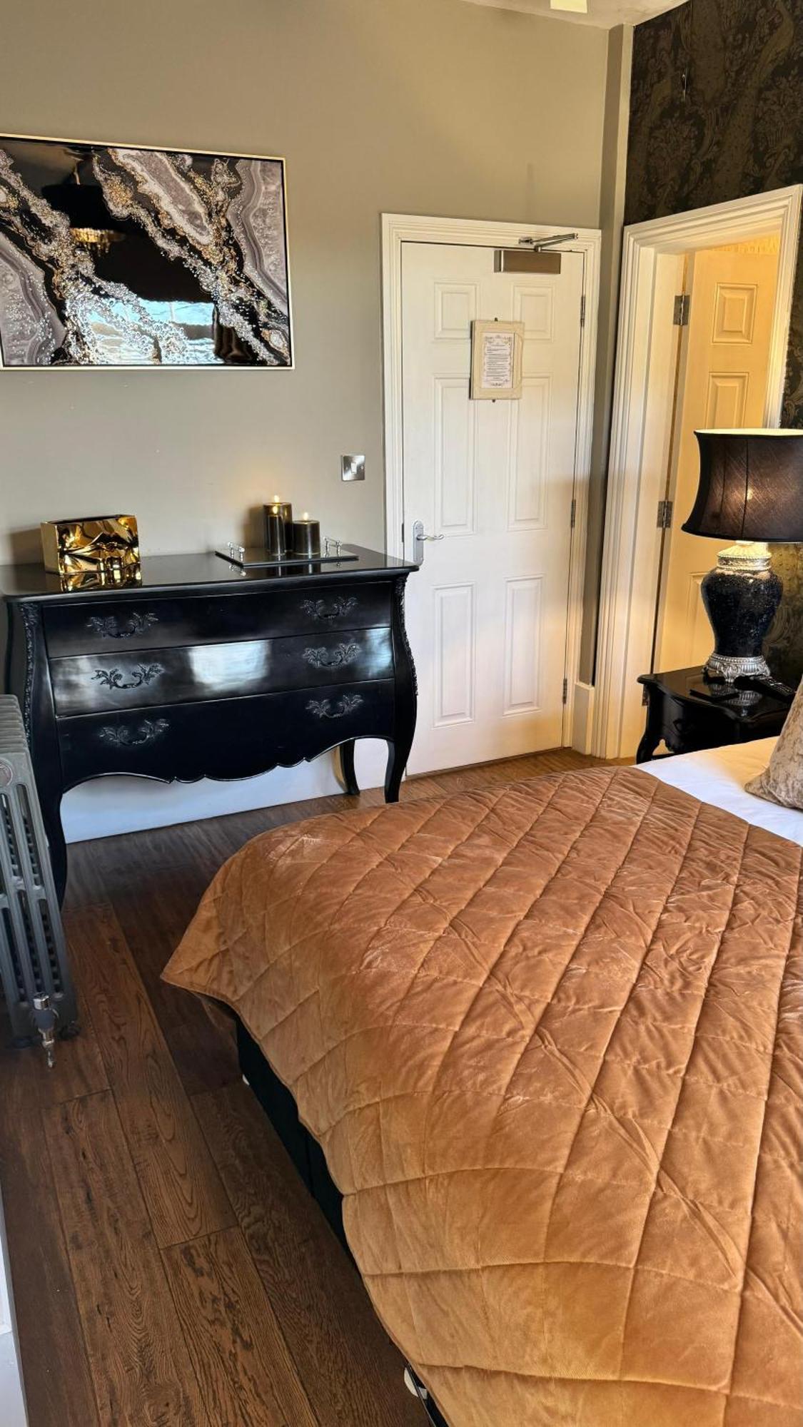 No64 The Boutique Hotel ウェスト・マリング エクステリア 写真