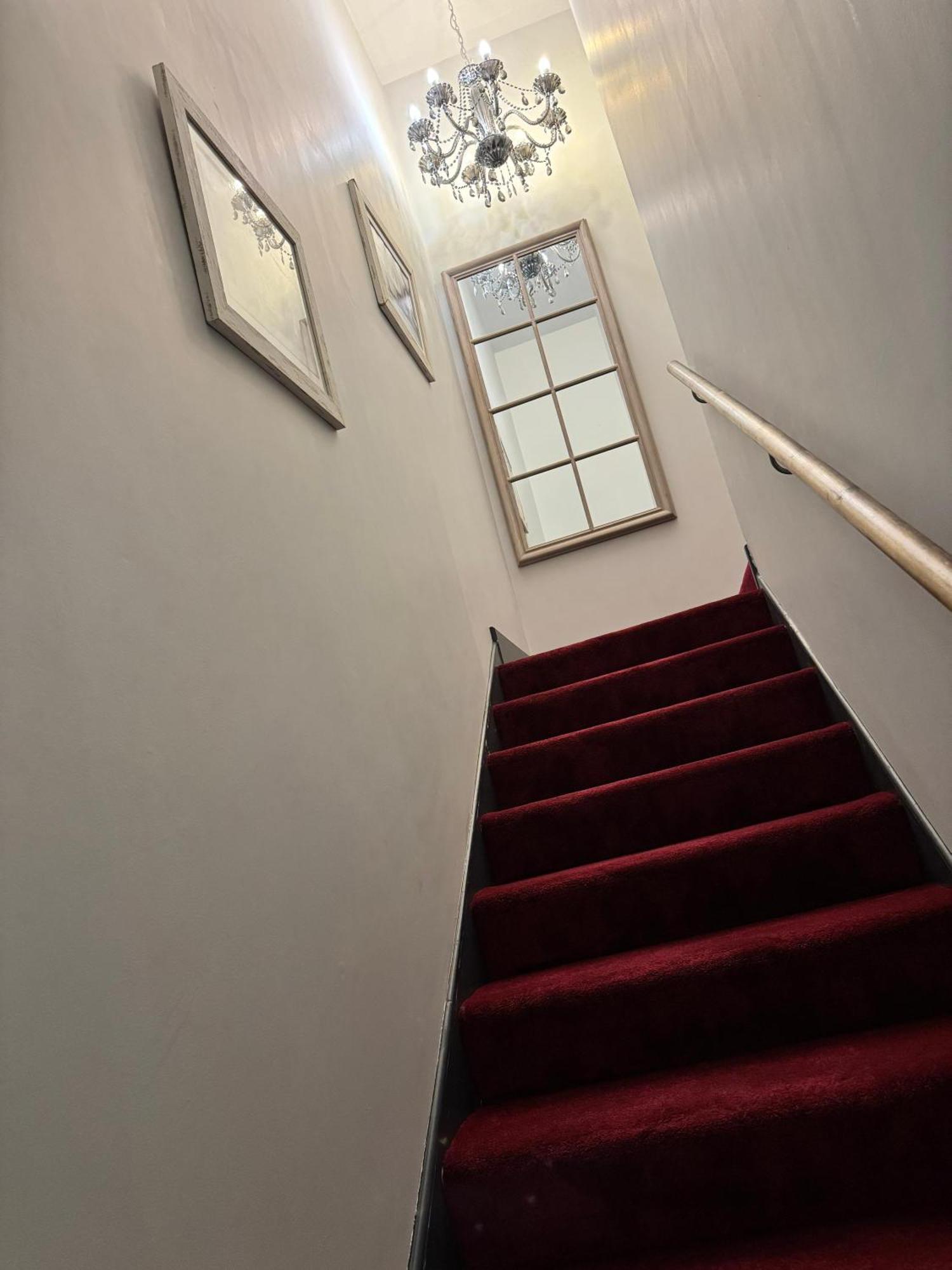 No64 The Boutique Hotel ウェスト・マリング エクステリア 写真