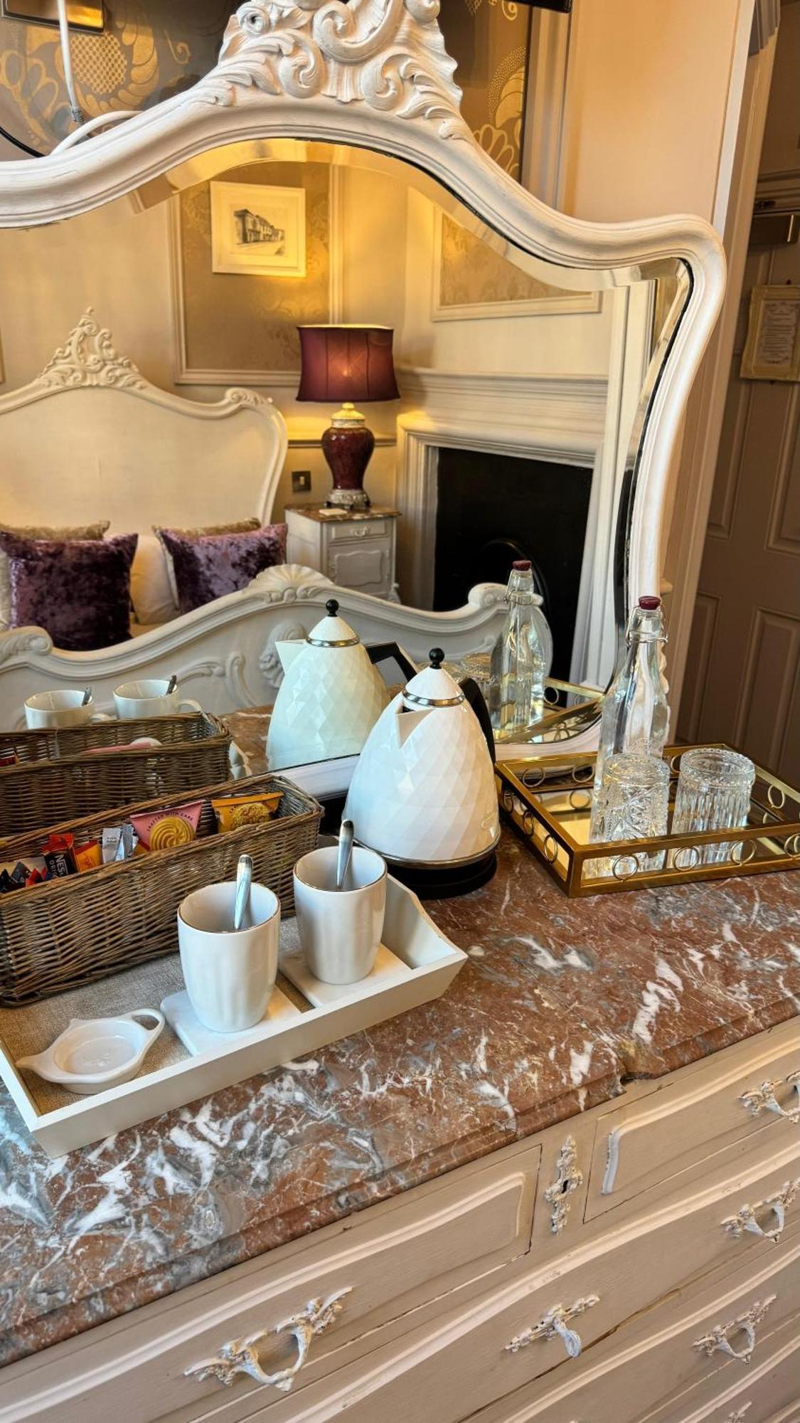 No64 The Boutique Hotel ウェスト・マリング エクステリア 写真