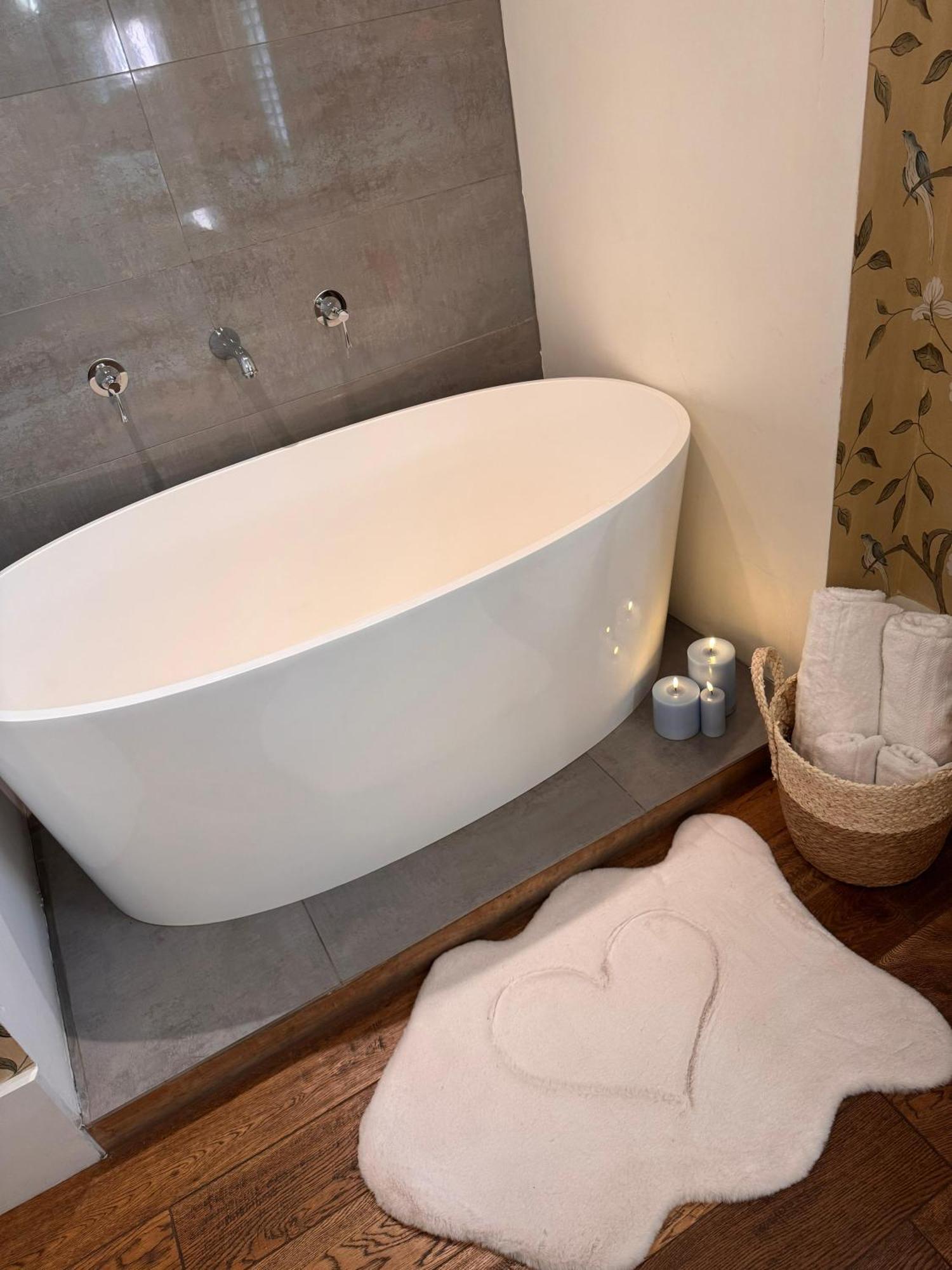 No64 The Boutique Hotel ウェスト・マリング エクステリア 写真